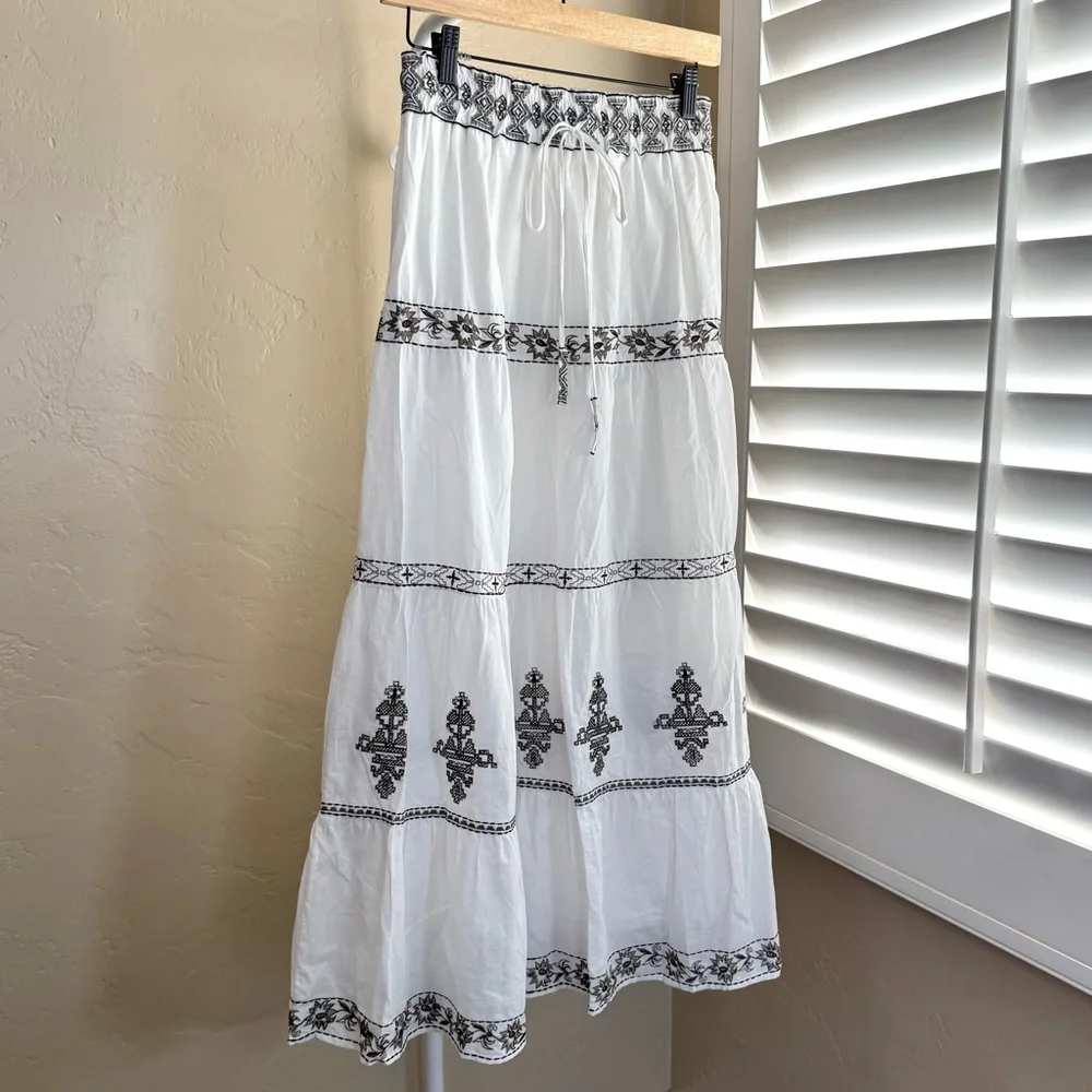 Sold - Picture 2 of 6